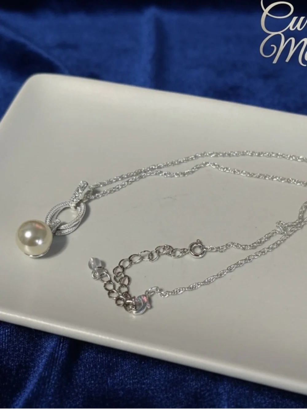 Vintage Avon Silver Pearl Pendant Necklace - White Pearl Accent